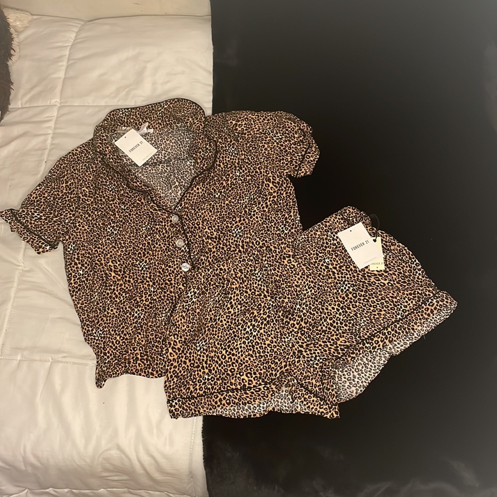 Cheetah print pj set